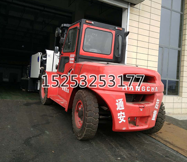 豸